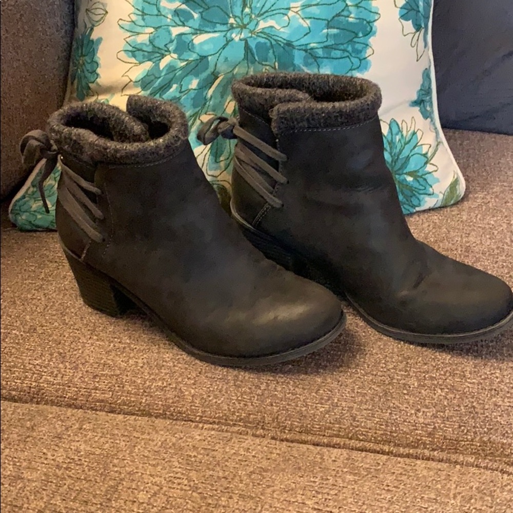 Roxy Booties